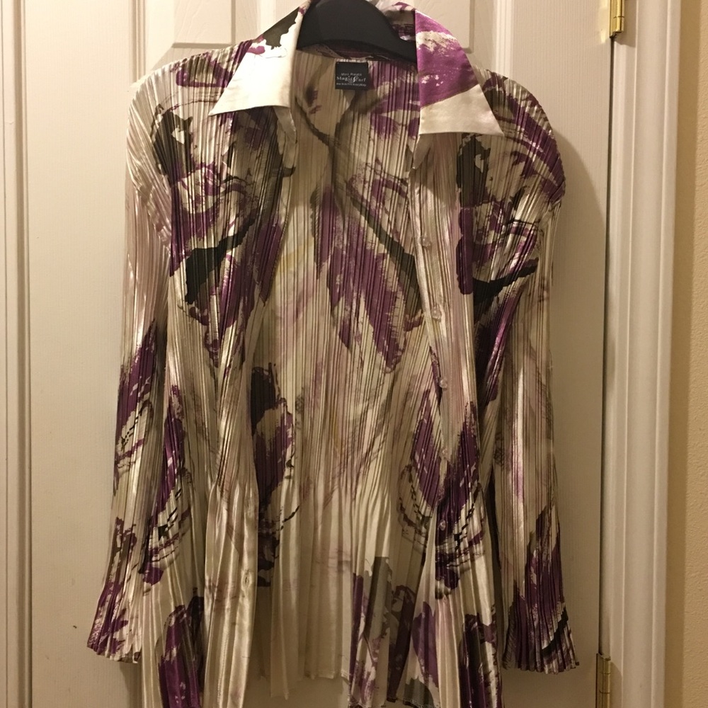 Magic Scarf Mini Pleats Blouse